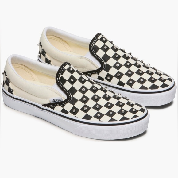 Vans Shoes - VANS checkerboard rare slip on shoes sneakers women’s 7 new
